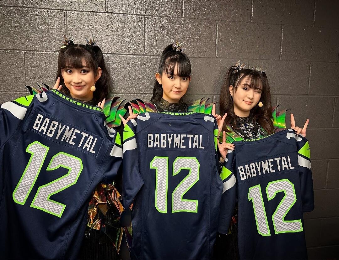 BABYMETAL 12 on each jersey