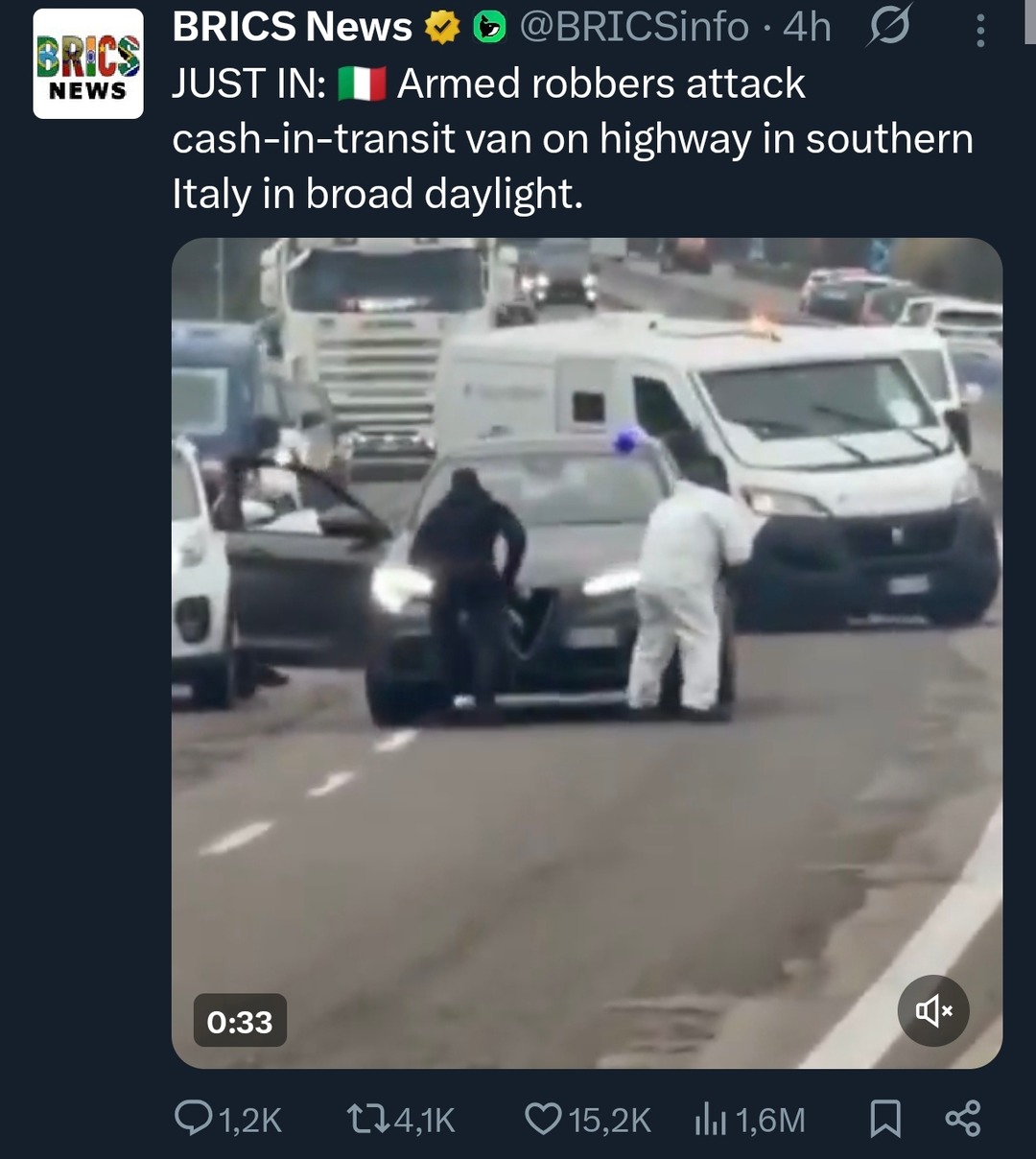 JUST IN: Armed robbers attack cash-in-transit van on highway in southern Italy in broad daylight.