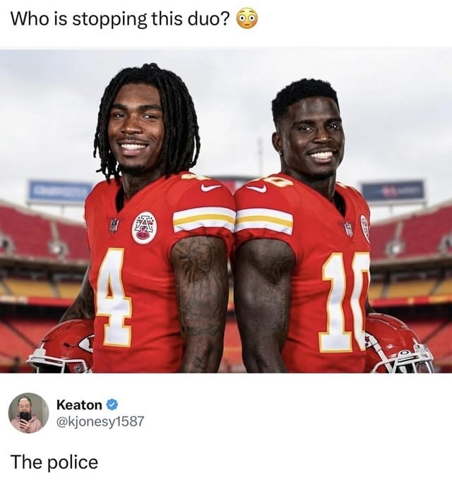 Who is stopping this duo? 😳 The police