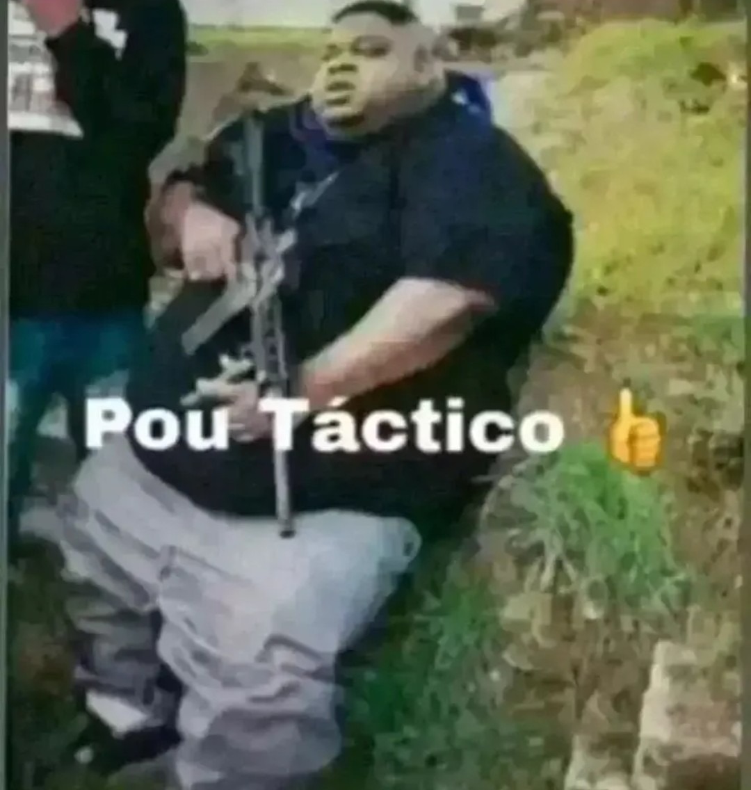 Pou Táctico 👍