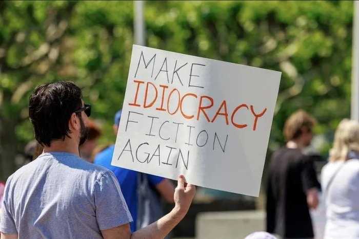 MAKE IDIOCY FICTION AGAIN