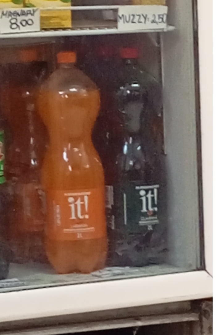 MAGNARY 8,00. MUZZY 2,50. Refrigerante it! Laranja 2L. Refrigerante it! Guaraná 2L.