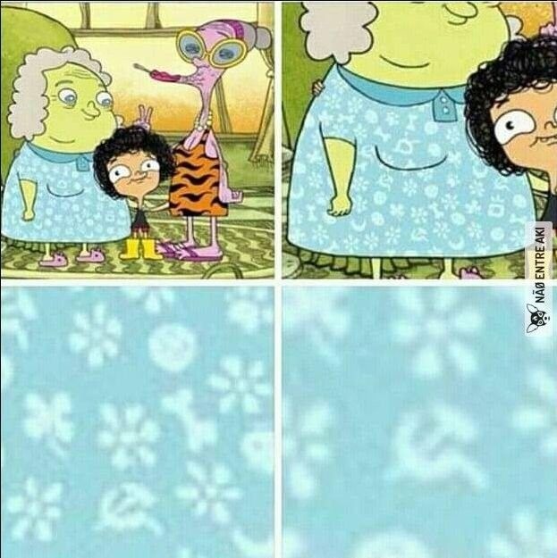 Una anciana con un vestido azul con un patrón floral. Al acercarse, el patrón revela símbolos de la hoz y el martillo.