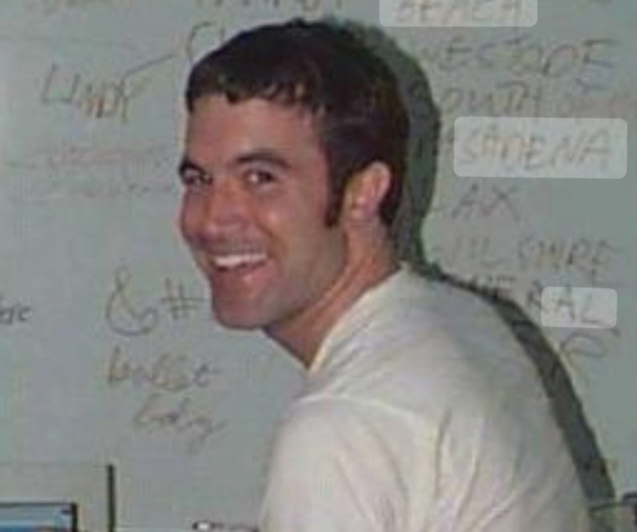 LINDY BEACH PASADENA LAX SWIPE ERAL & # bullet Lady