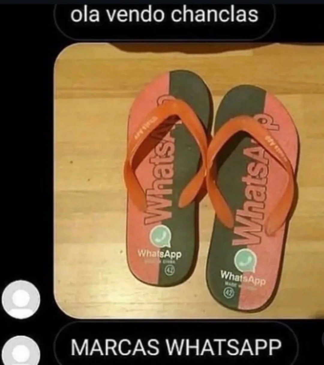 ola vendo chanclas. Se muestra una imagen de un par de chanclas con los colores y el logo de WhatsApp. Una persona comenta 'MARCAS WHATSAPP'.