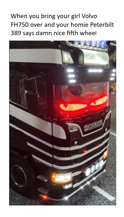 When you bring your girl Volvo FH750 over and your homie Peterbilt 389 says damn nice fifth wheel