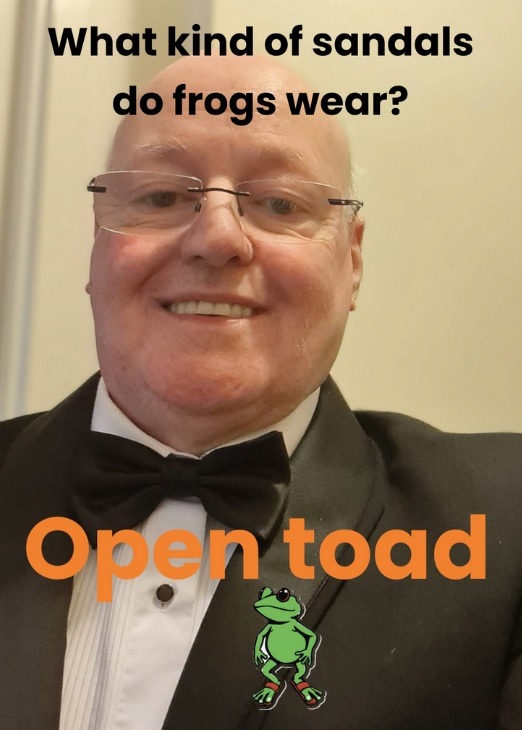 What kind of sandals do frogs wear? Open toad