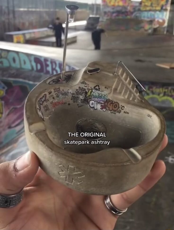 THE ORIGINAL skatepark ashtray