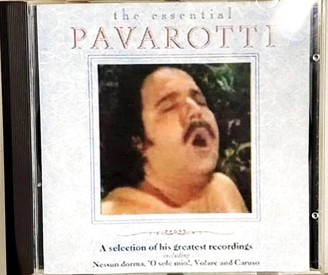 the essential PAVAROTTI A selection of his greatest recordings including Nessun dorma, 'O sole mio', Volare and Caruso